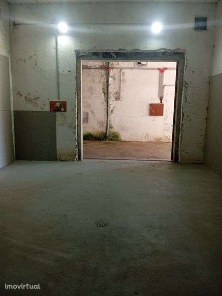 Armazém para Arrumos 54 m2 - Grande imagem: 4/8