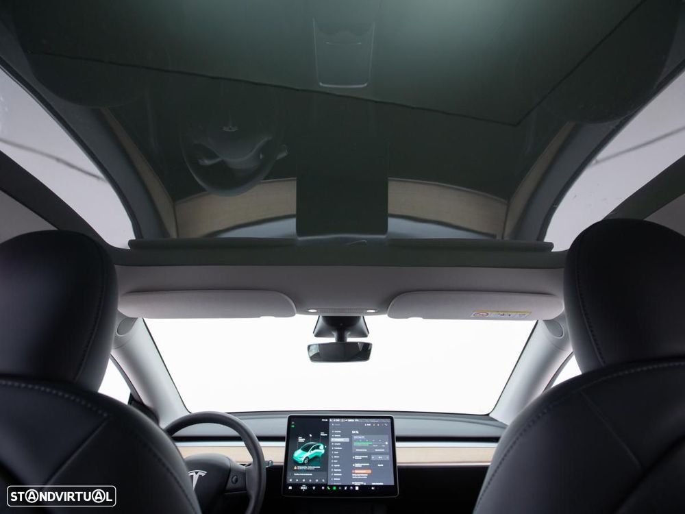 Tesla Model Y Performance Dual Motor AWD - 7
