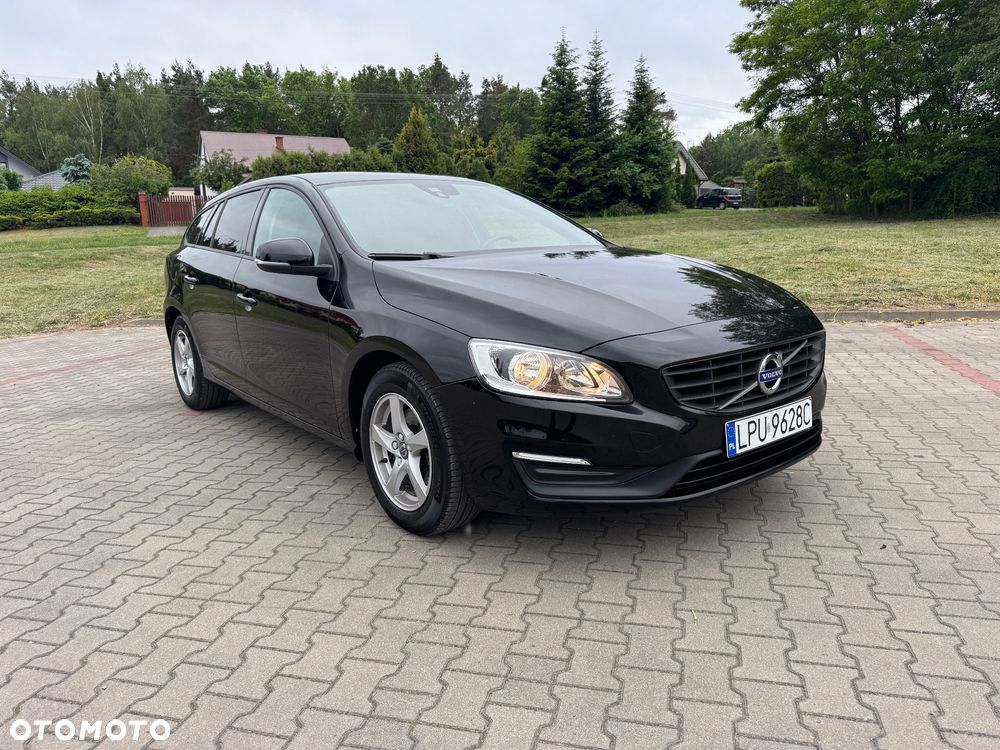 Volvo V60 D2 Kinetic - 2