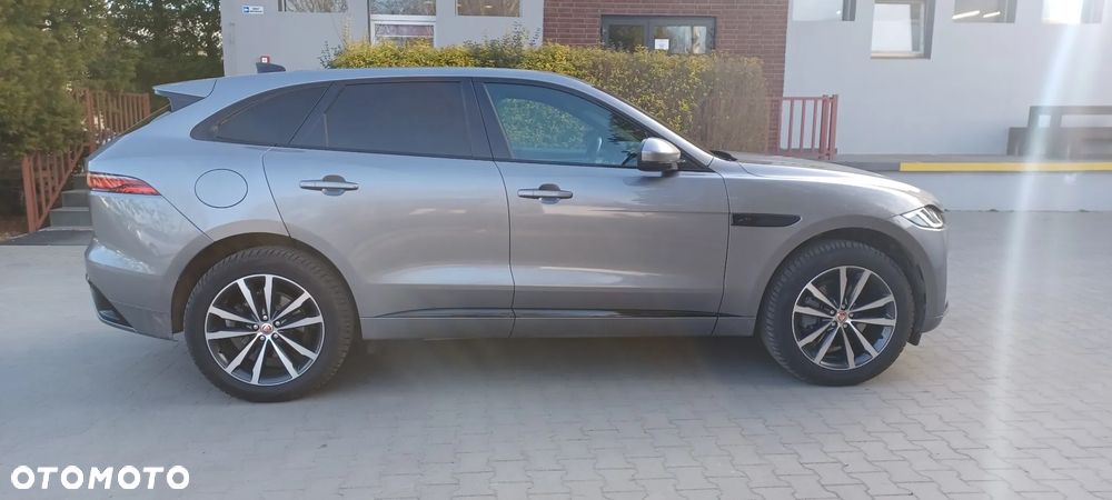 Jaguar F-Pace 2.0 P250 mHEV AWD R-Dynamic Black - 4