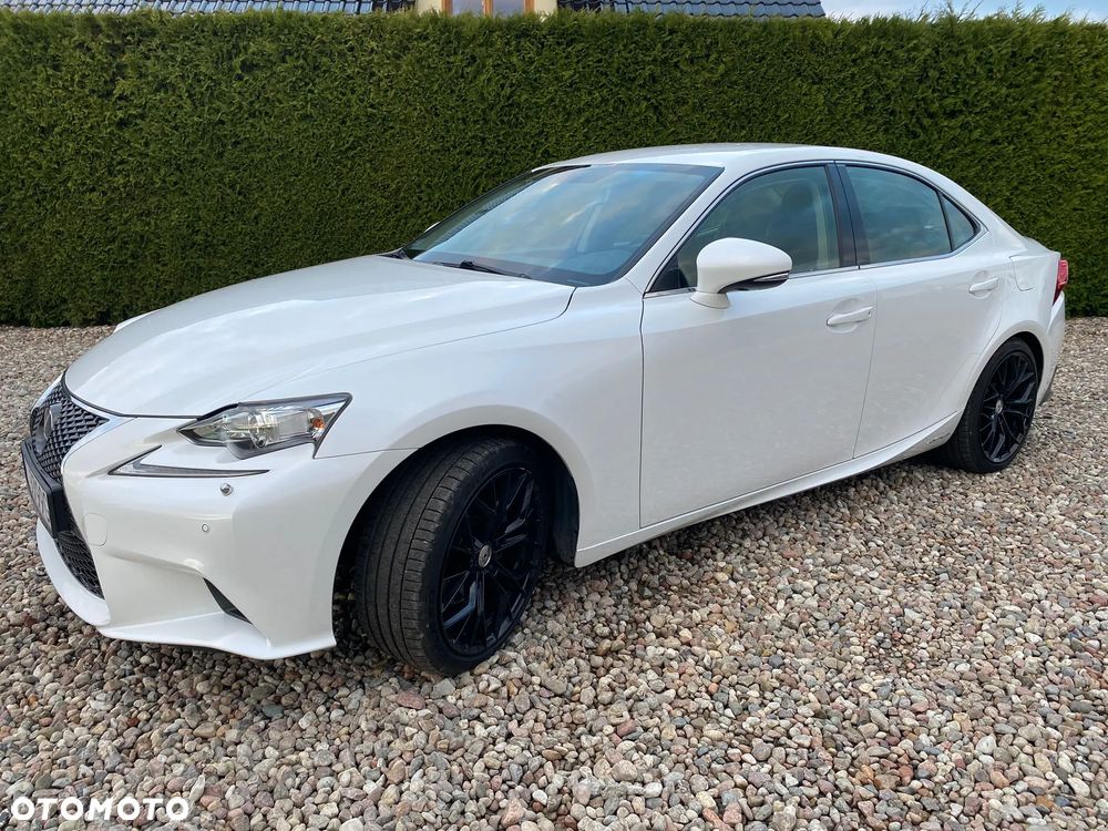 Lexus IS 300h Elite - 2