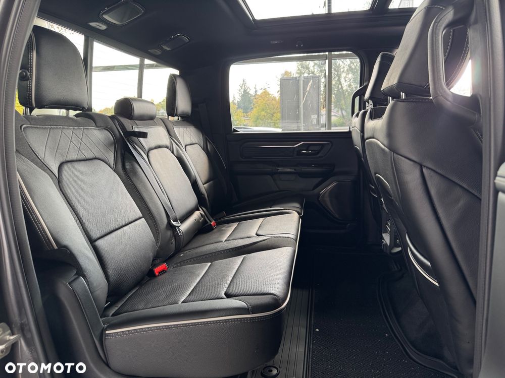 Dodge RAM 5.7 4x4 - 37