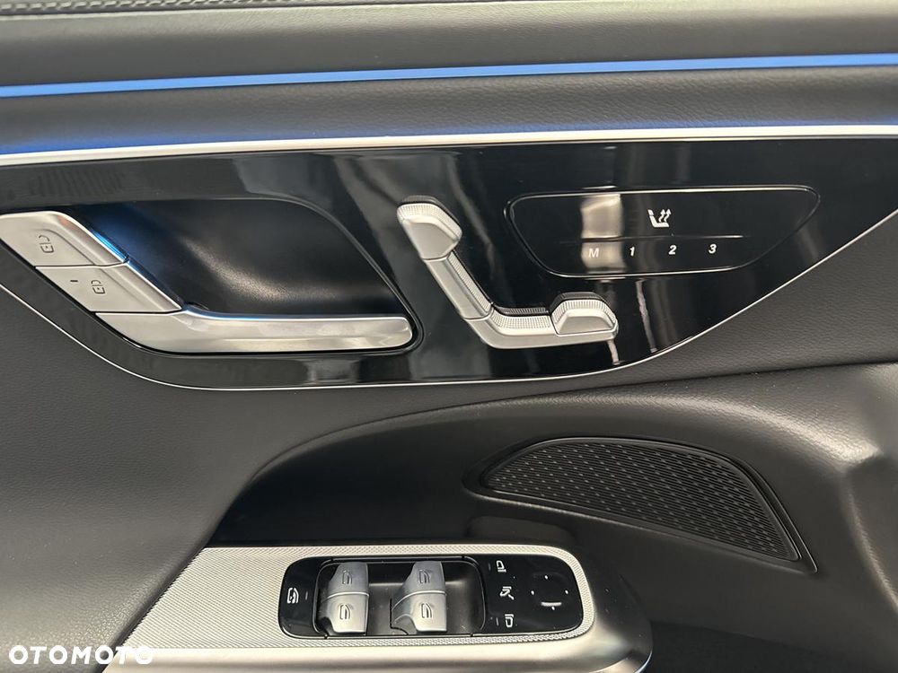 Mercedes-Benz Klasa E 450 d mHEV 4-Matic AMG 9G-Tronic - 12