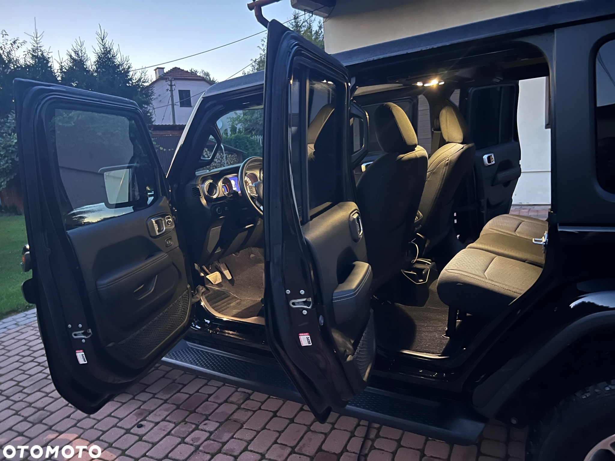 Jeep Wrangler Unlimited 2.0 T-GDI Hardtop AWD Automatik Sahara - 29