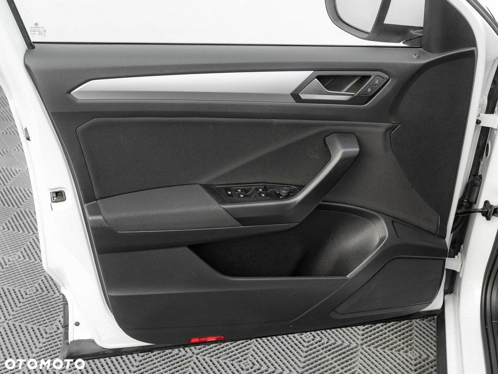 Volkswagen T-Roc 1.5 TSI Life - 12