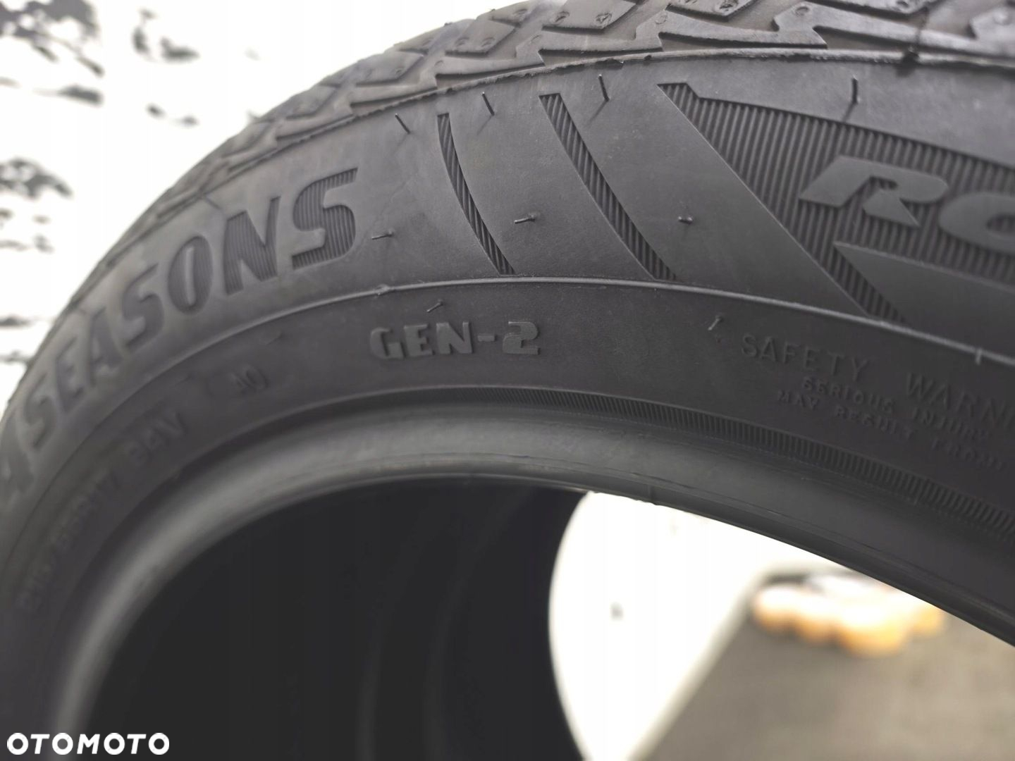 215/55r17 goodyear 2023 opony całoroczne 6,5mm 51428 - 6