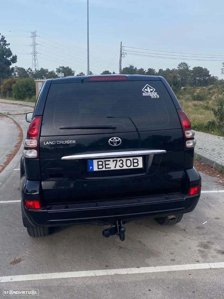 Toyota Land Cruiser 3.0 D-4D Pack A. - 19