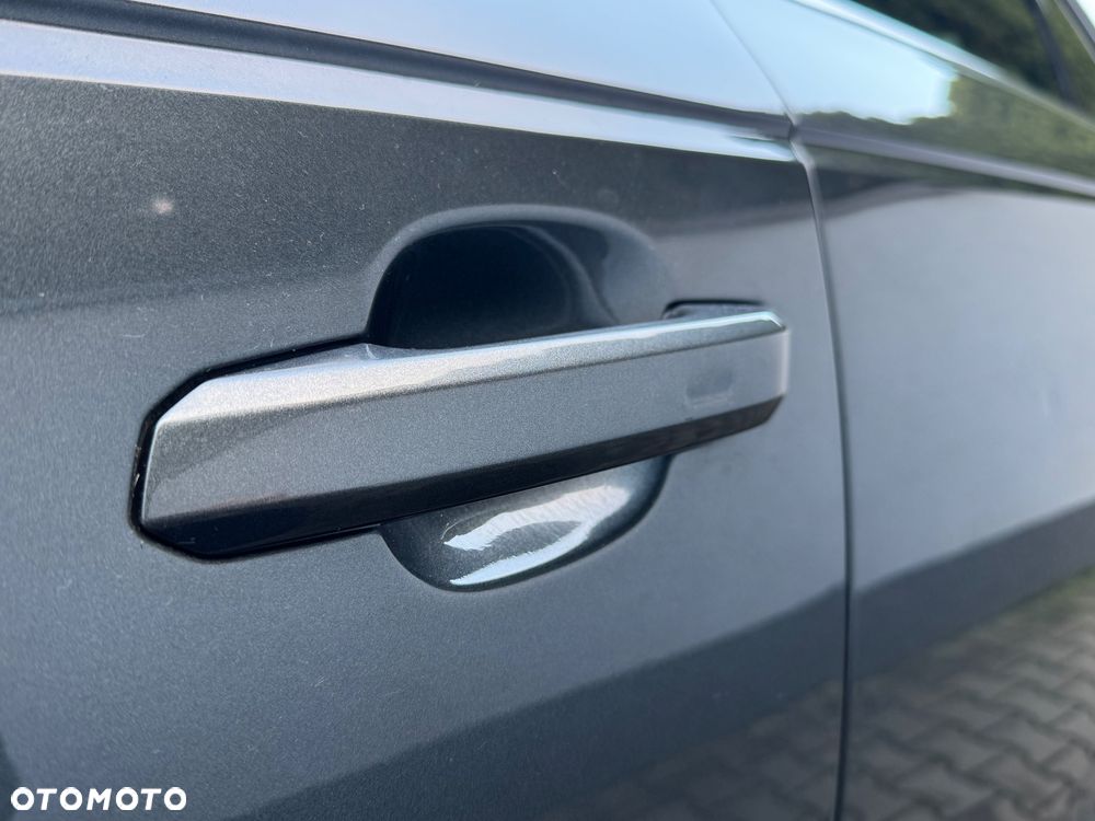 Audi A4 Avant 2.0 TDI S tronic sport - 12