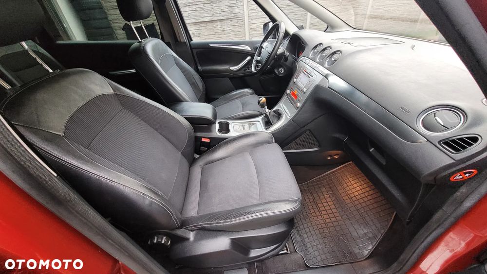 Ford S-Max 2.0 TDCi DPF Titanium - 23