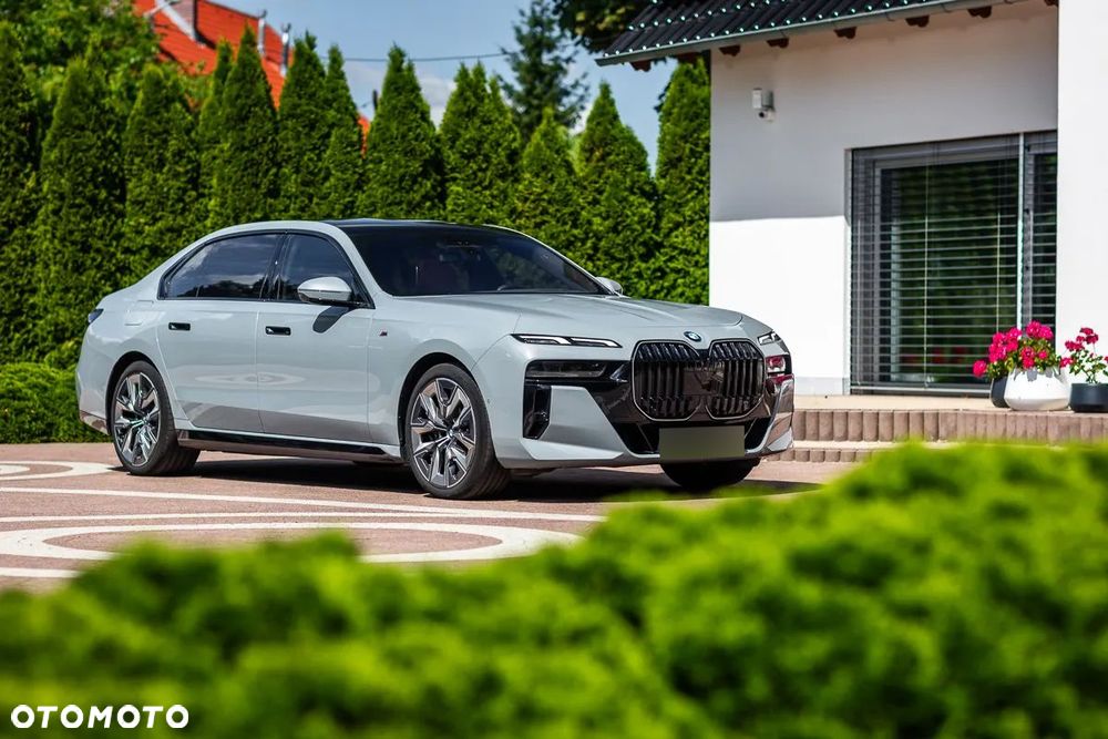 BMW Seria 7 740d xDrive mHEV Individual Edition sport - 1