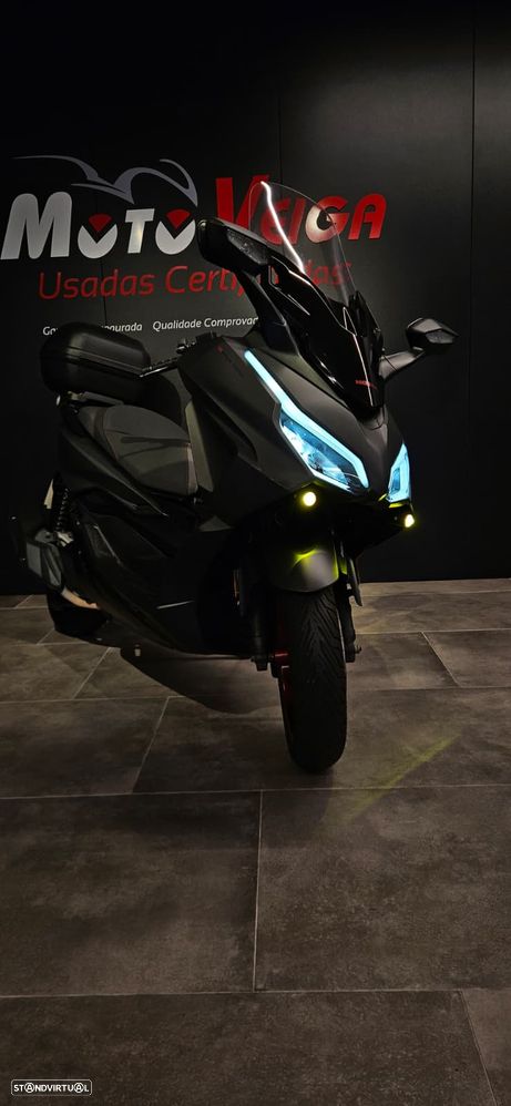 Honda Forza 125 Special Edition - 3