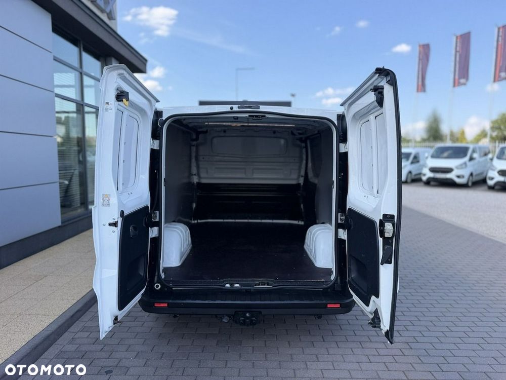 Opel Vivaro - 9