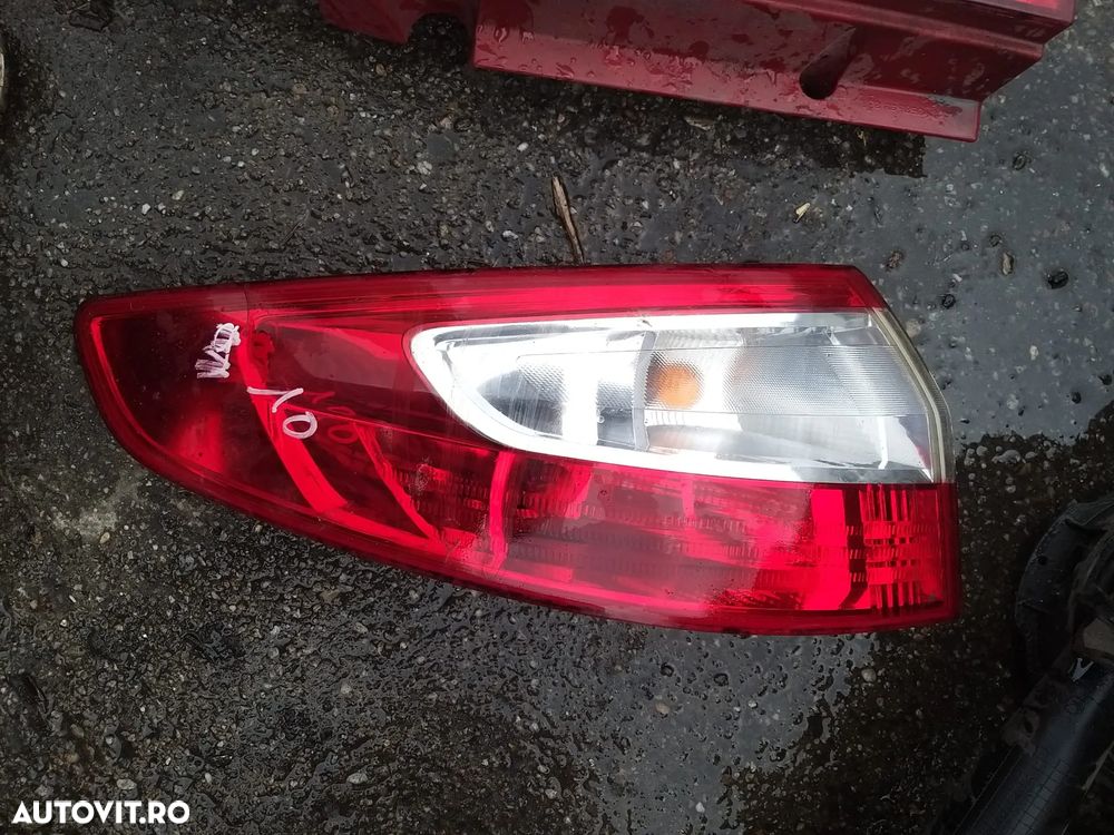 Stop Stanga pentru Renault Fluence din 2010 - 1