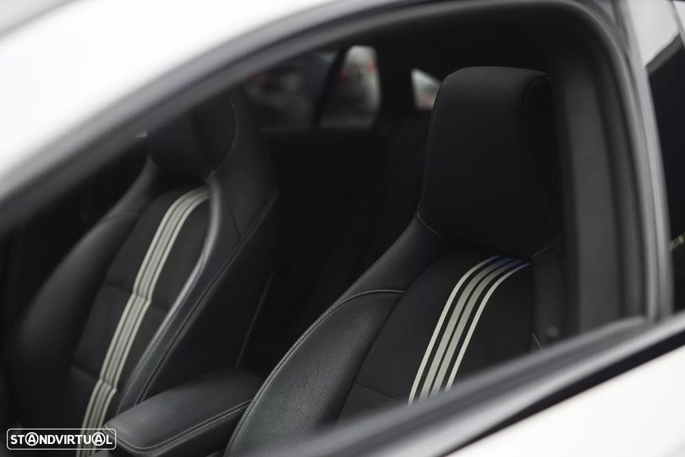 Mercedes-Benz CLA 200 d Shooting Brake AMG Line Aut. - 18