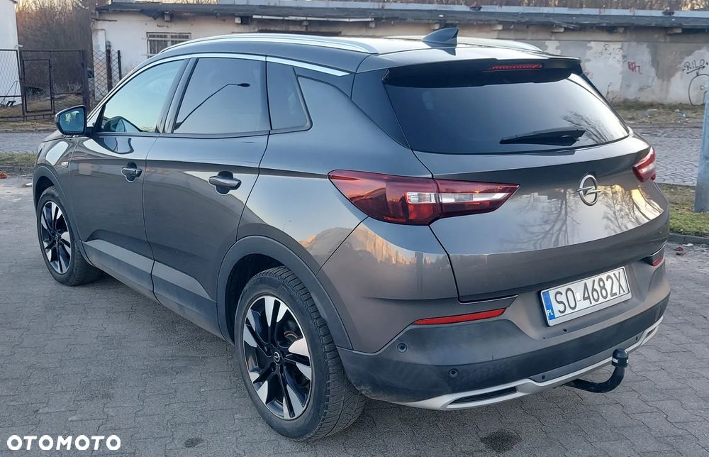 Opel Grandland X 1.2 Start/Stop Business Elegance - 6