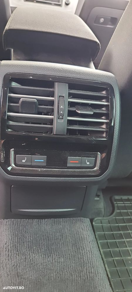 Volkswagen Passat 2.0 TDI SCR DSG Highline - 12