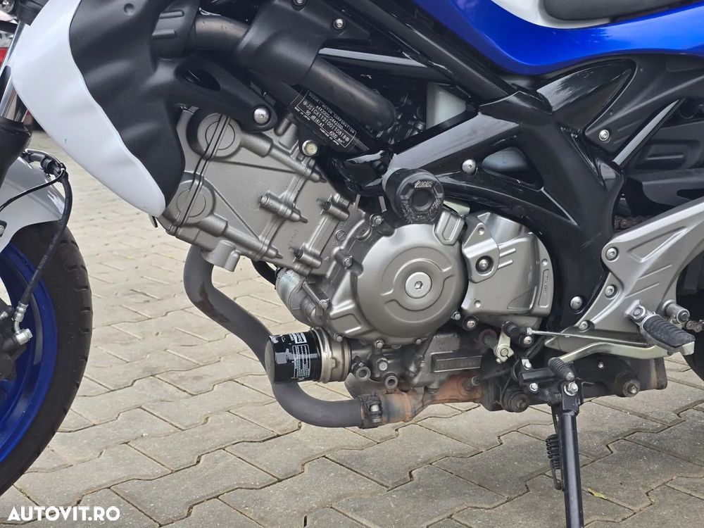 Suzuki SFV 650 Gladius - 7