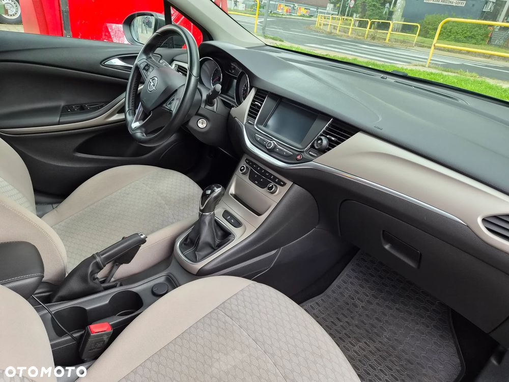 Opel Astra - 6