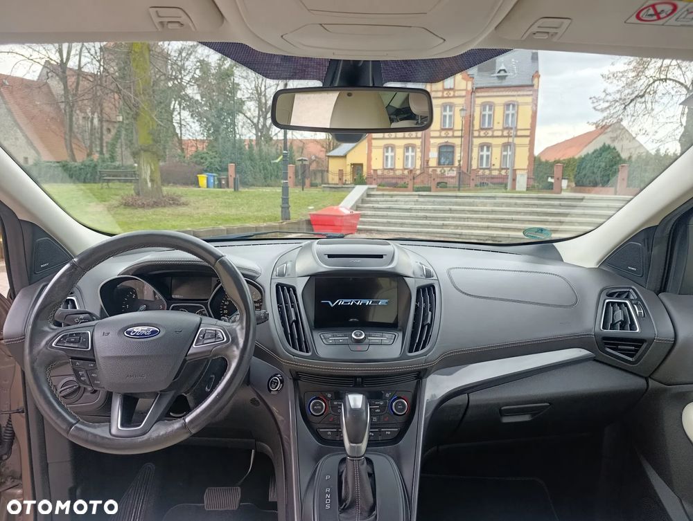 Ford Kuga 2.0 TDCi 4x4 Vignale - 8