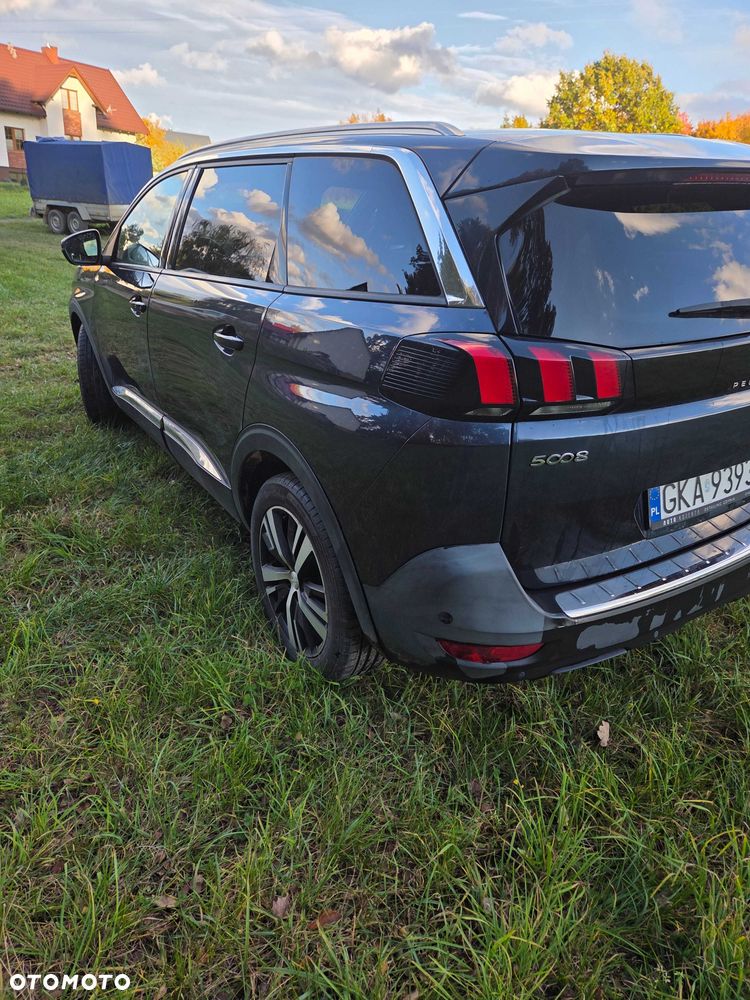 Peugeot 5008 - 3