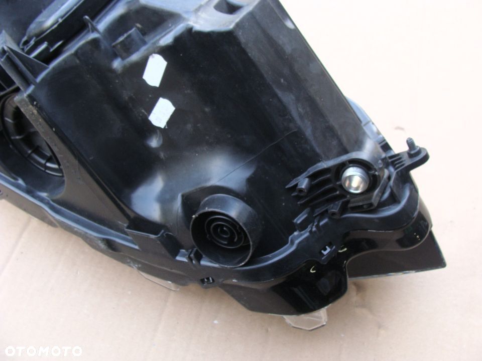 GOLF VII 7 SPORTSVAN LIFT LEWA LAMPA 517941005D - 5