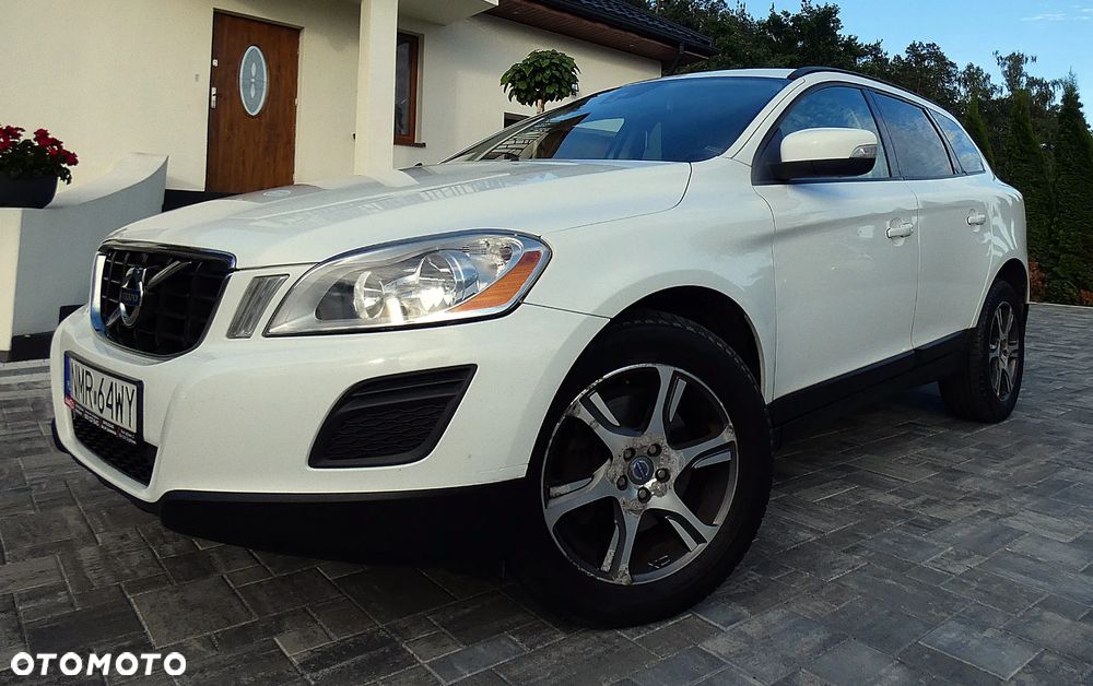 Volvo XC 60 2.4D AWD Momentum - 7