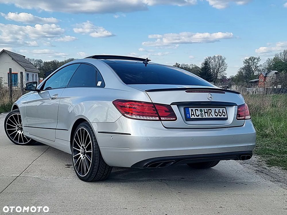 Mercedes-Benz Klasa E - 14