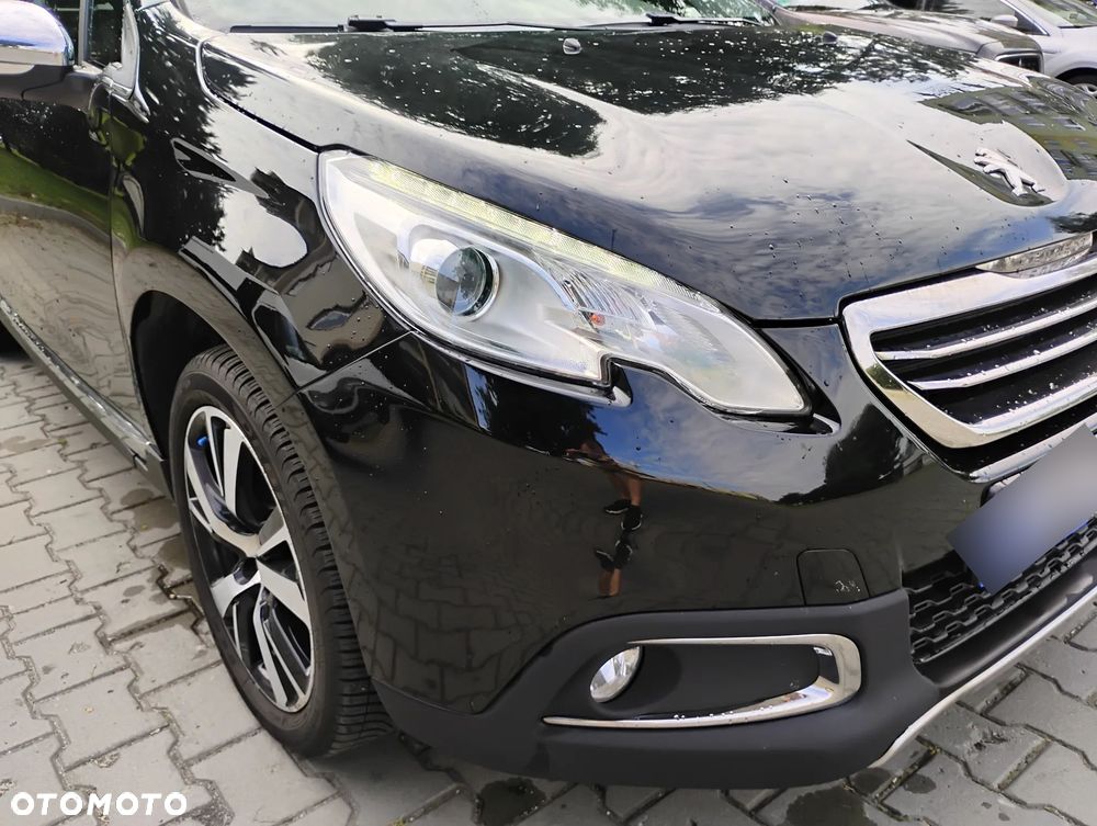 Peugeot 2008 1.6 e-HDi Allure S&S - 16