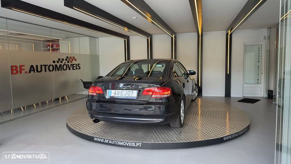 BMW 320 d Coupe - 19