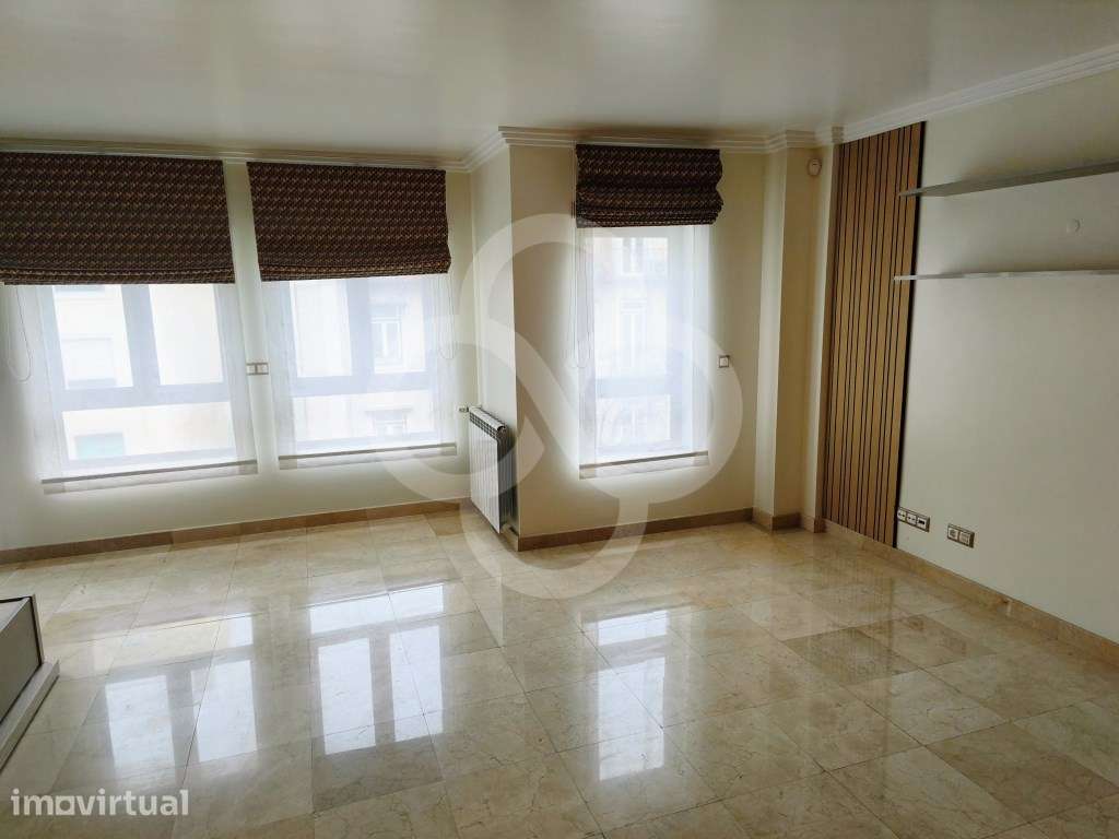 Apartamento T3 no Edifício Jardim Picoas ao Saldanha em Lisboa - Grande imagem: 4/30