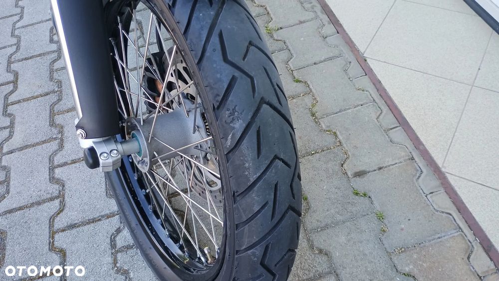 BMW G - 23