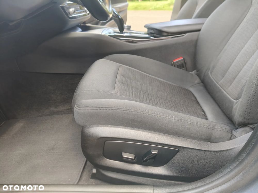 BMW Seria 5 - 12