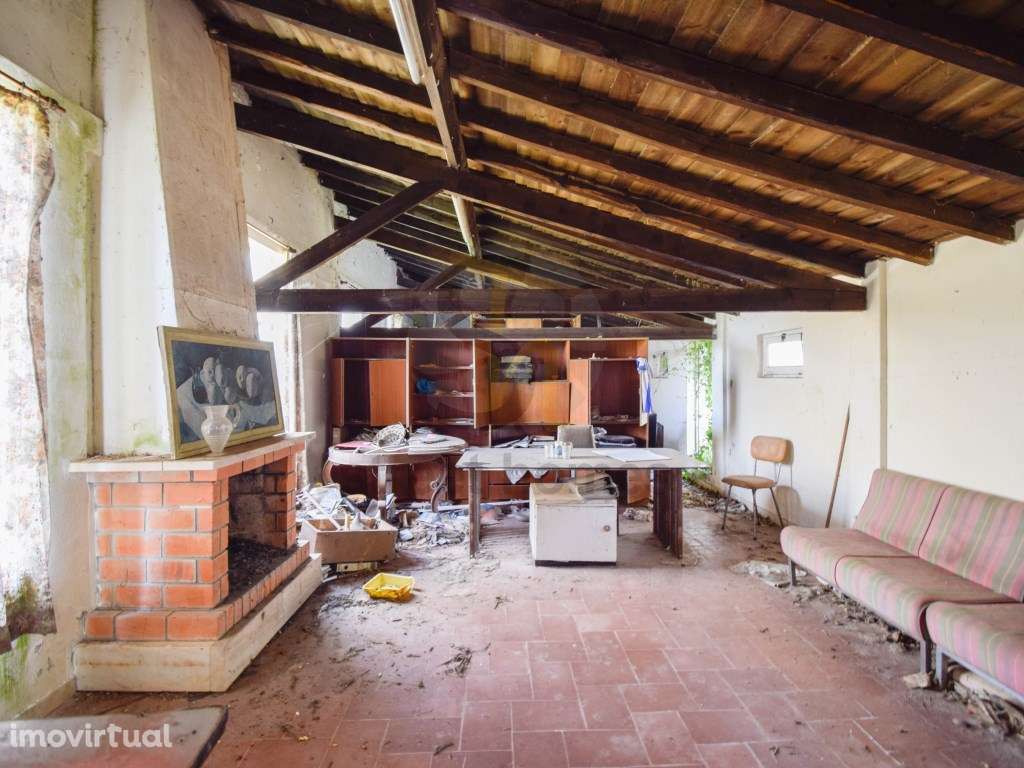 Terreno com 1,5 Hectarescom 4 Habitações junto ao Cabo da Roca - Grande imagem: 4/24