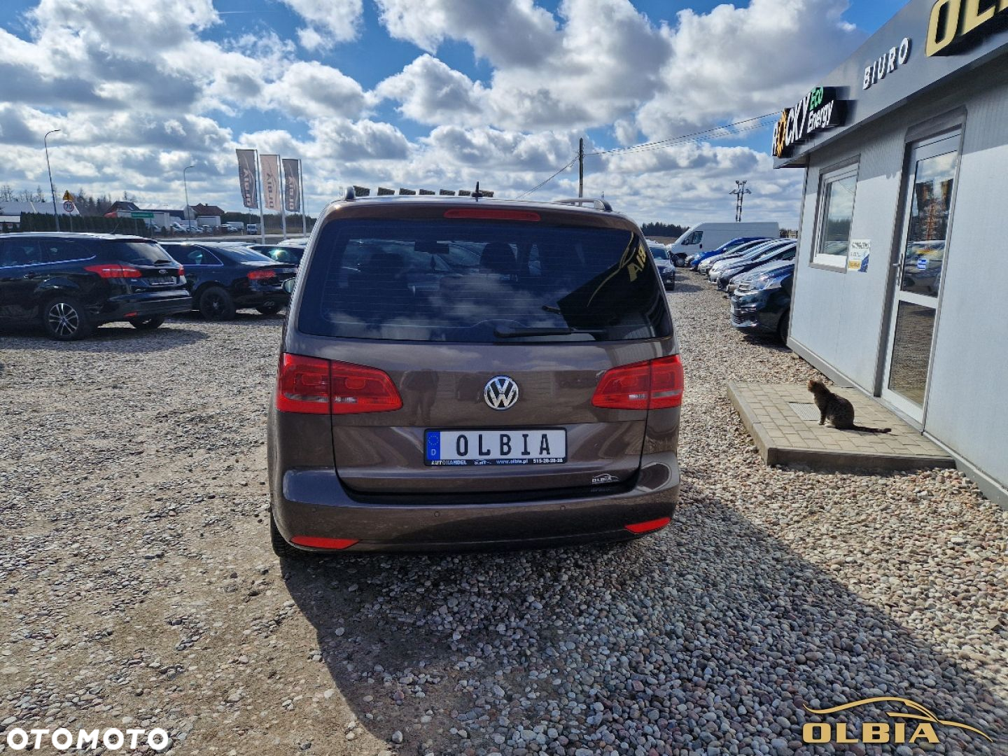 Volkswagen Touran - 13
