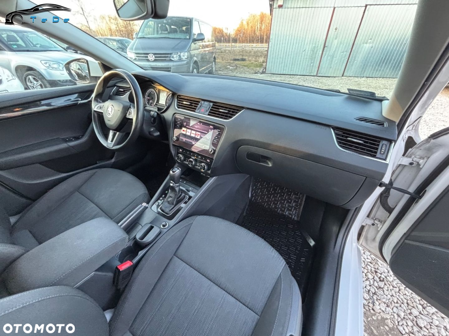Skoda Octavia 2.0 TDI SCR L&K DSG - 27