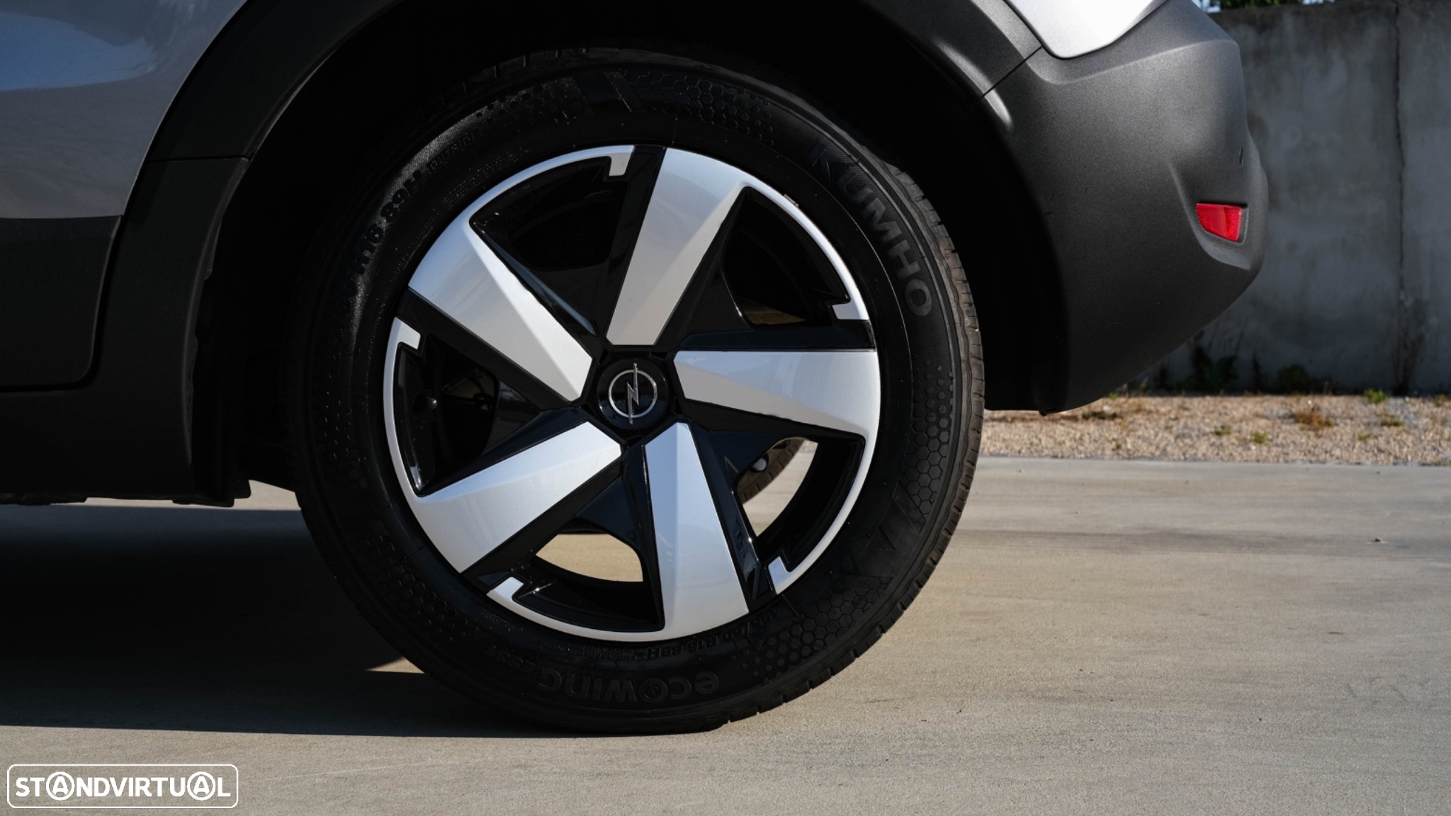 Opel Crossland X 1.2 Business Edition - 9