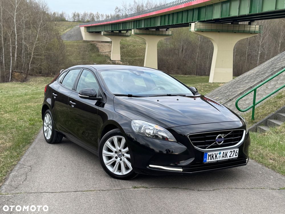 Volvo V40 D3 Summum - 2