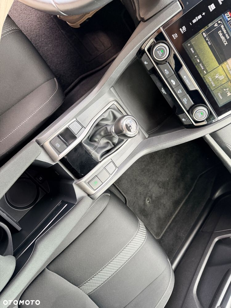 Honda Civic 1.5 T Sport (Navi) - 18