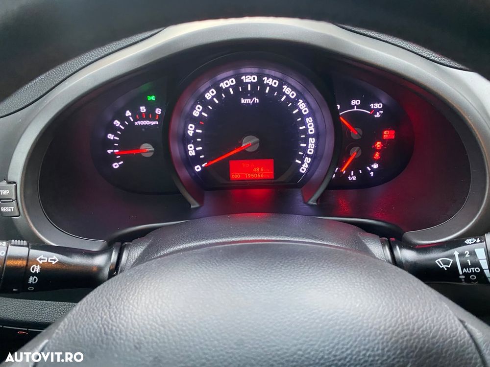 Kia Sportage 1.7 CRDI 2WD Attract - 13