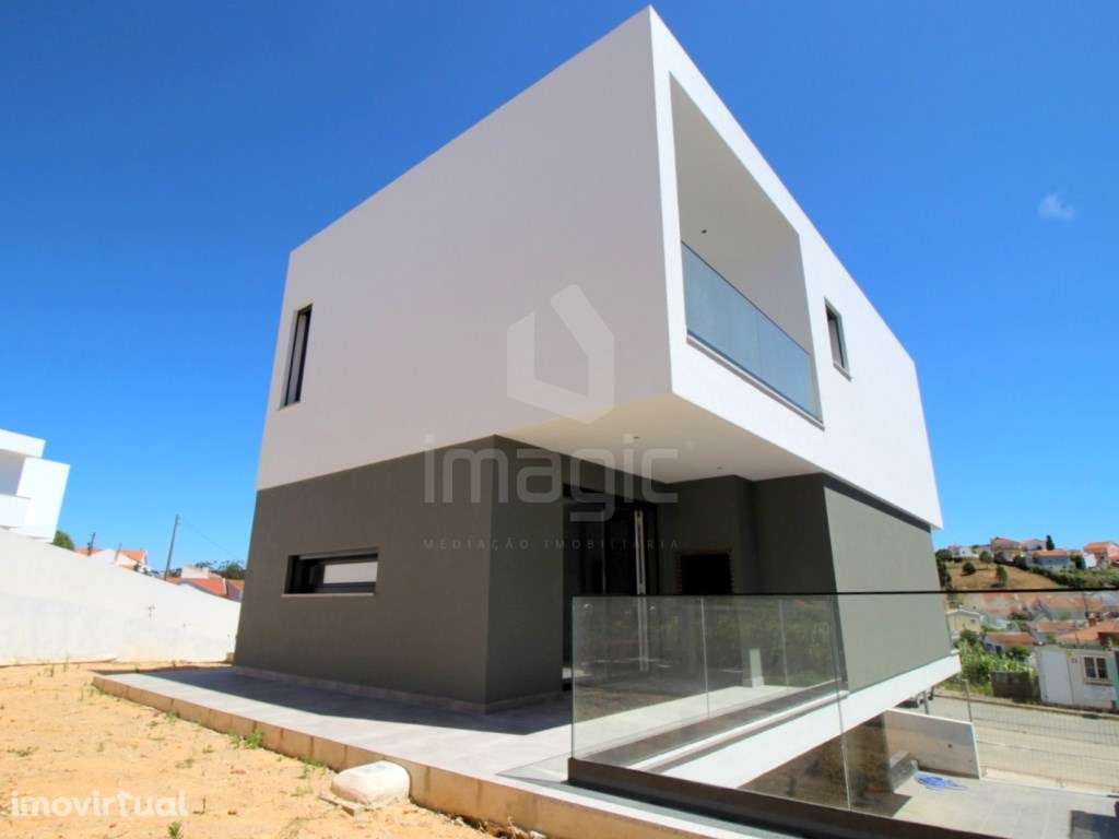 MORADIA T3 NOVA na ERICEIRA - Grande imagem: 2/24