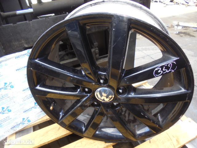Jante Solta 5K0601025L VW GOLF 7 5G FASE 1 2014 1.6TDI 105CV 5P CINZA RATO 51 7.5Jx18 5X112 56.9MM - 6