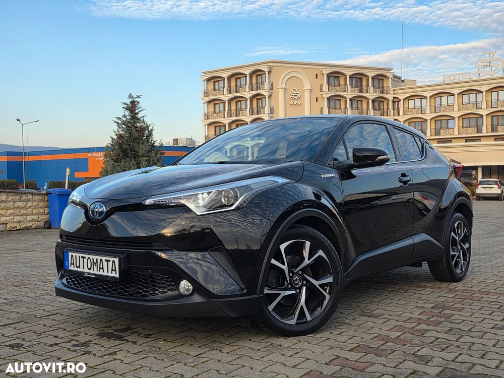 Toyota C-HR Hybrid Club - 1