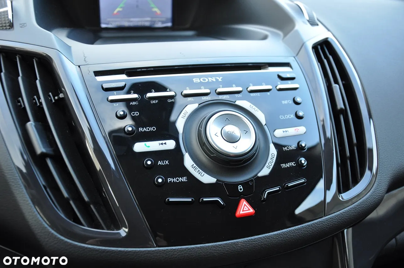 Ford Kuga 1.6 EcoBoost 2x4 Titanium - 18