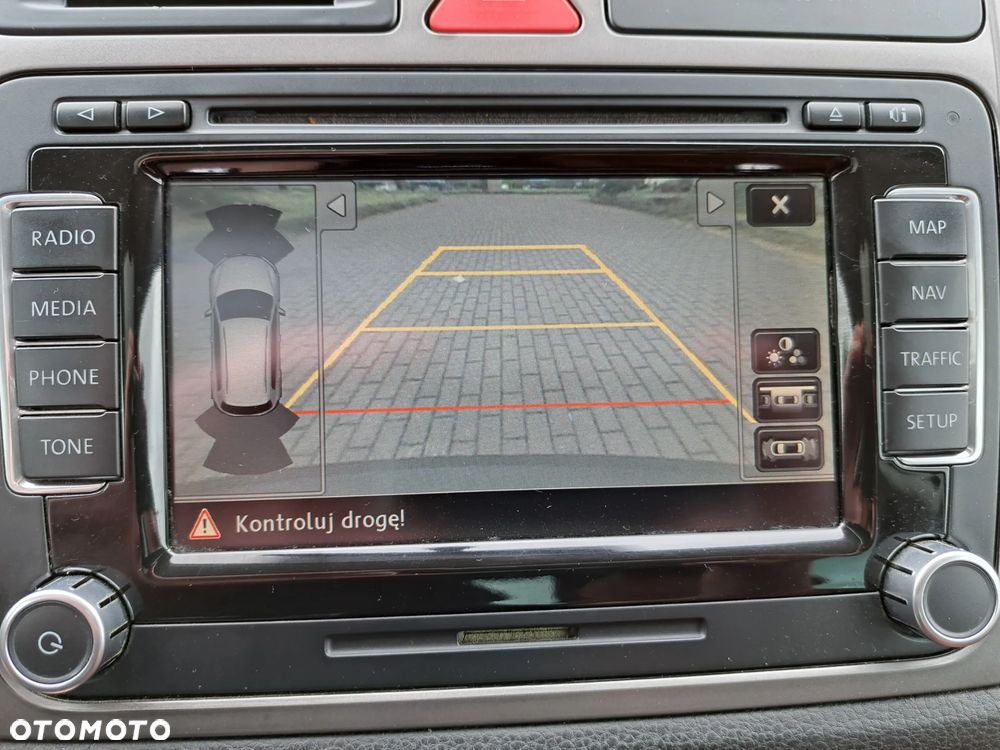Volkswagen Tiguan - 24