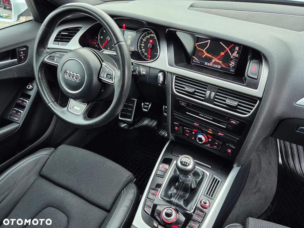 Audi A4 Avant 2.0 TDI DPF S line Sportpaket - 34