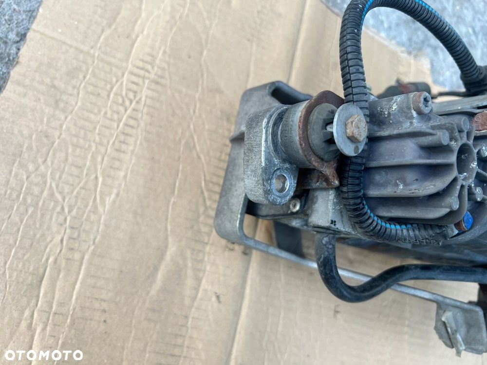 KOMPRESOR ZAWIESZENIA 4E0616005G 3.0 4.0 4.2 TDI S8 5.2 W12 AUDI A8 D3 - 2