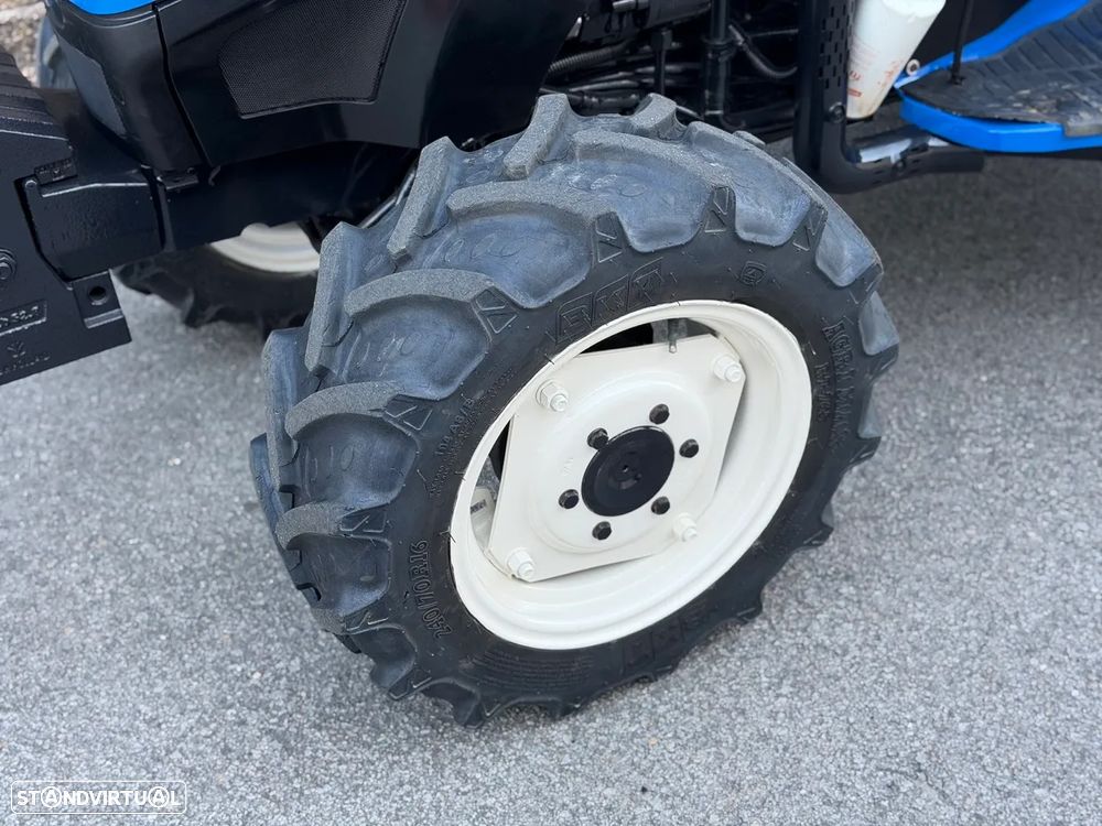 New Holland T3030 4RM - 16