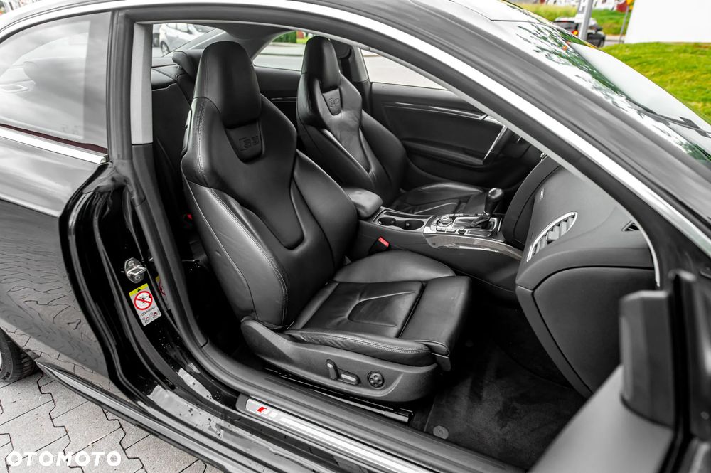 Audi S5 Coupé - 36