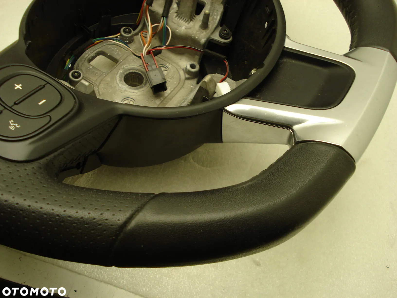 KIEROWNICA FIAT 500 ABARTH ŁOPATKI B.ŁADNA - 7