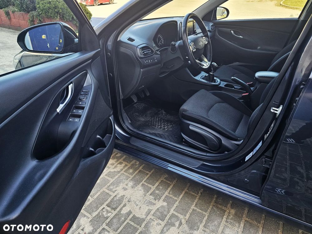 Hyundai i30 1.0 T-GDI Smart - 10
